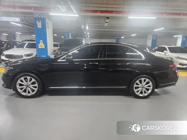 Mercedes-Benz E-Class W213 id 3656397 из Кореи 12