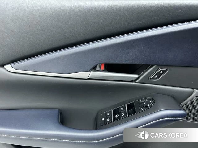 Mazda CX-30 id 4392057 из Китая 7