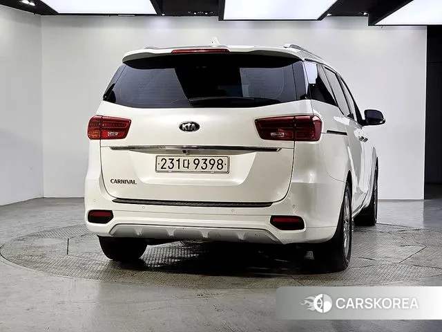 Kia The New Carnival id 3592946 из Кореи 13