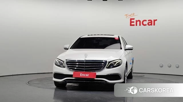 Mercedes-Benz E-Class W213 id 4609959 из Кореи 23