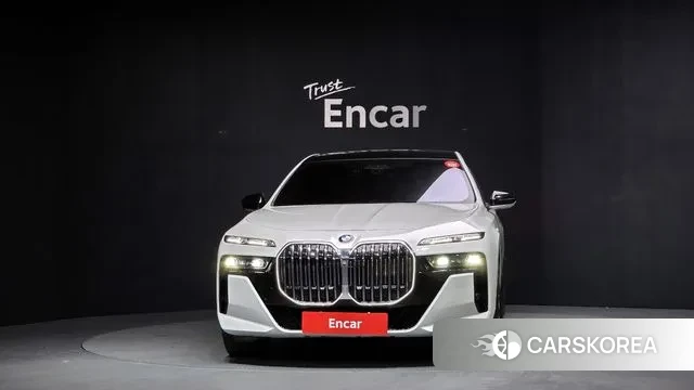 BMW 7 Series (G70) id 3599679 из Кореи 13