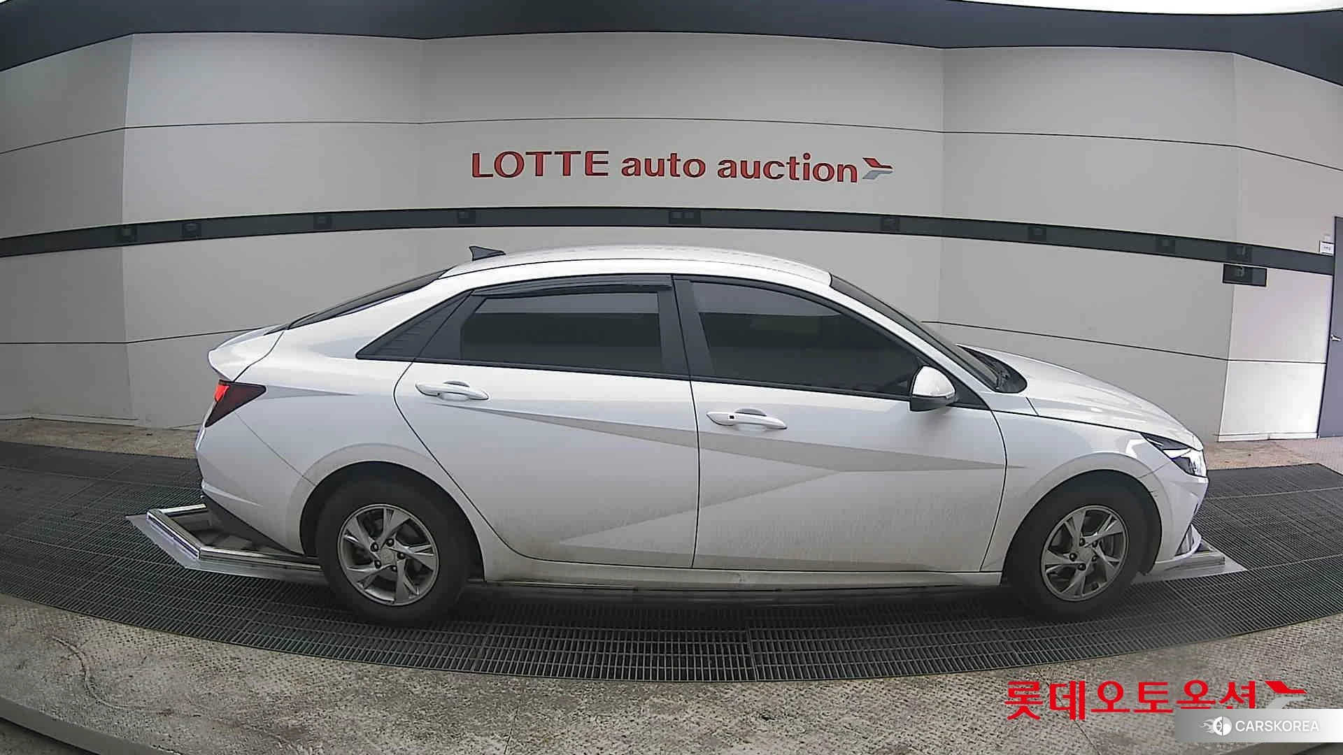 Hyundai Avante id 3869339 из Кореи 23