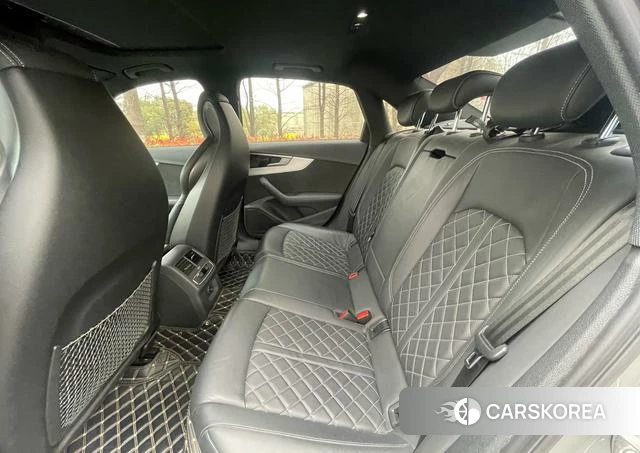 Audi S4 id 4299808 из Китая 9