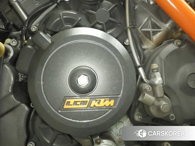 Engine photo