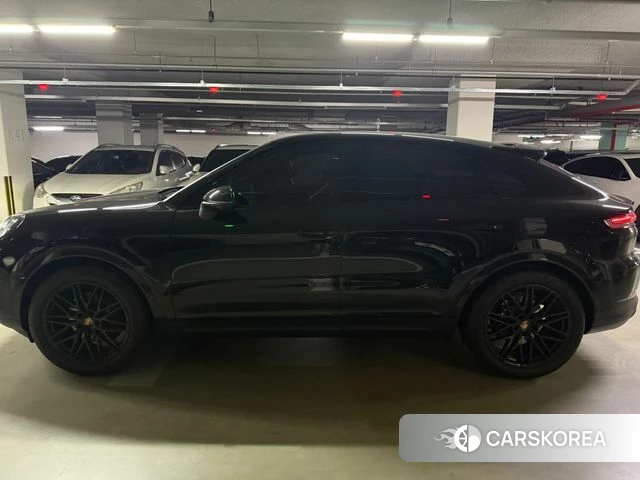 Porsche Cayenne (PO536) 2026 Черный из Кореи, фото 3