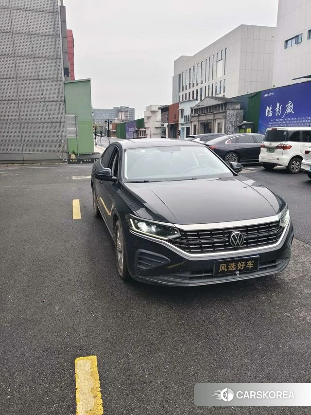 Volkswagen Passat 2025 Черный из Китая, фото 3
