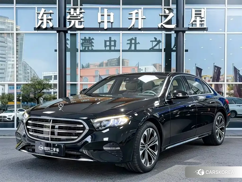 Mercedes-Benz E-Class 2026 Черный из Китая, фото 3