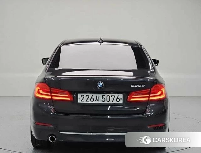 BMW 5 Series (G30) id 4525320 из Кореи 12