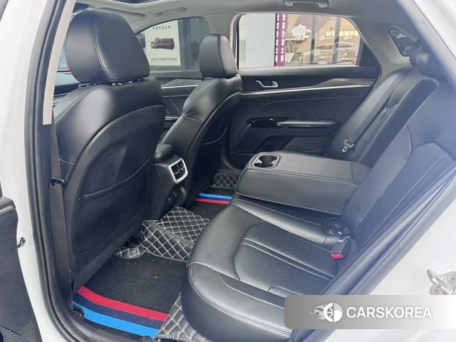 Kia K5 2022 Белый из Китая, фото 3