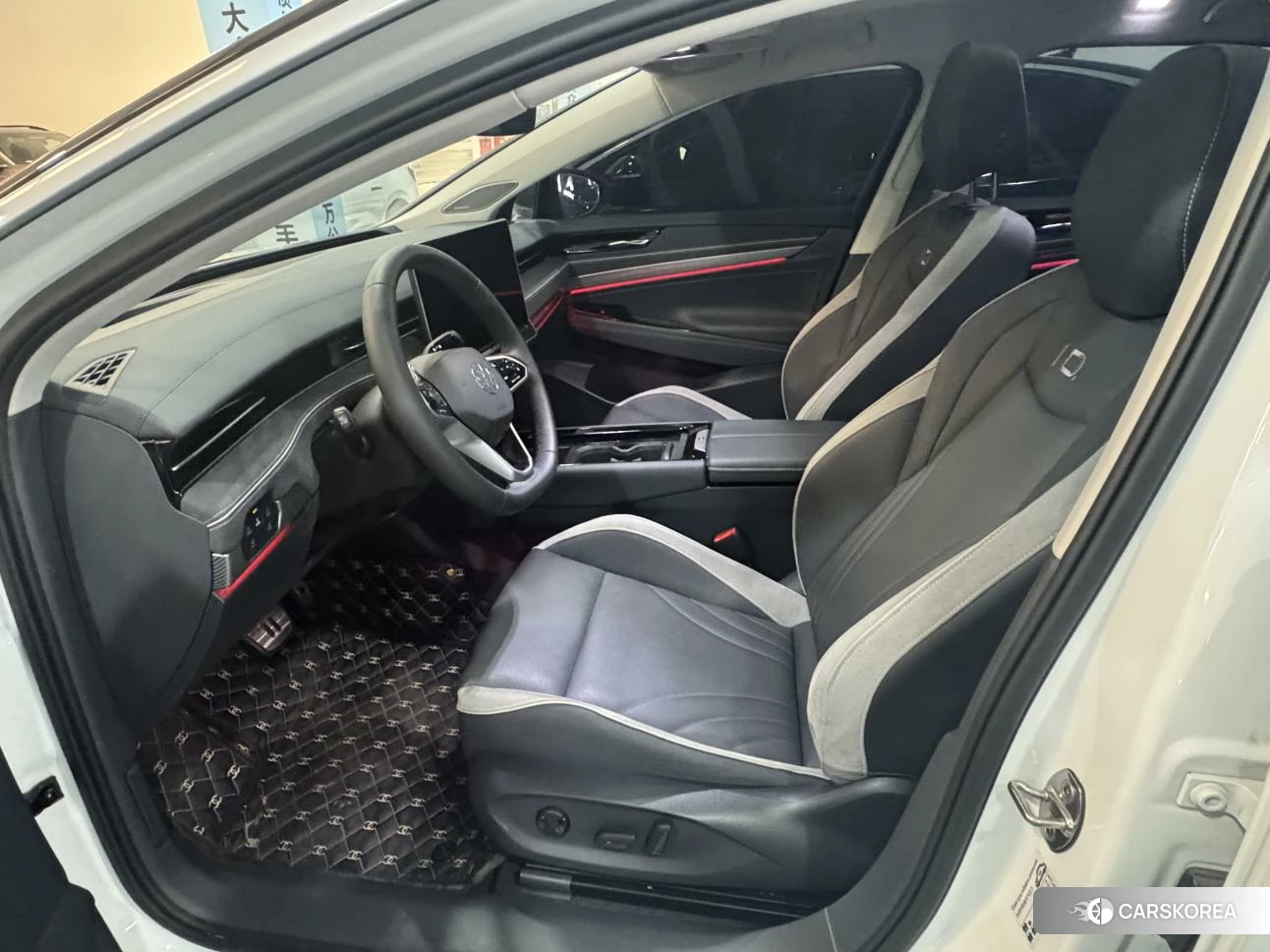 Volkswagen ID.7 VIZZION 2023 Белый из Китая, фото 5