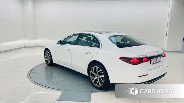 Mercedes-Benz E-Class W214 id 2899842 из Кореи 13