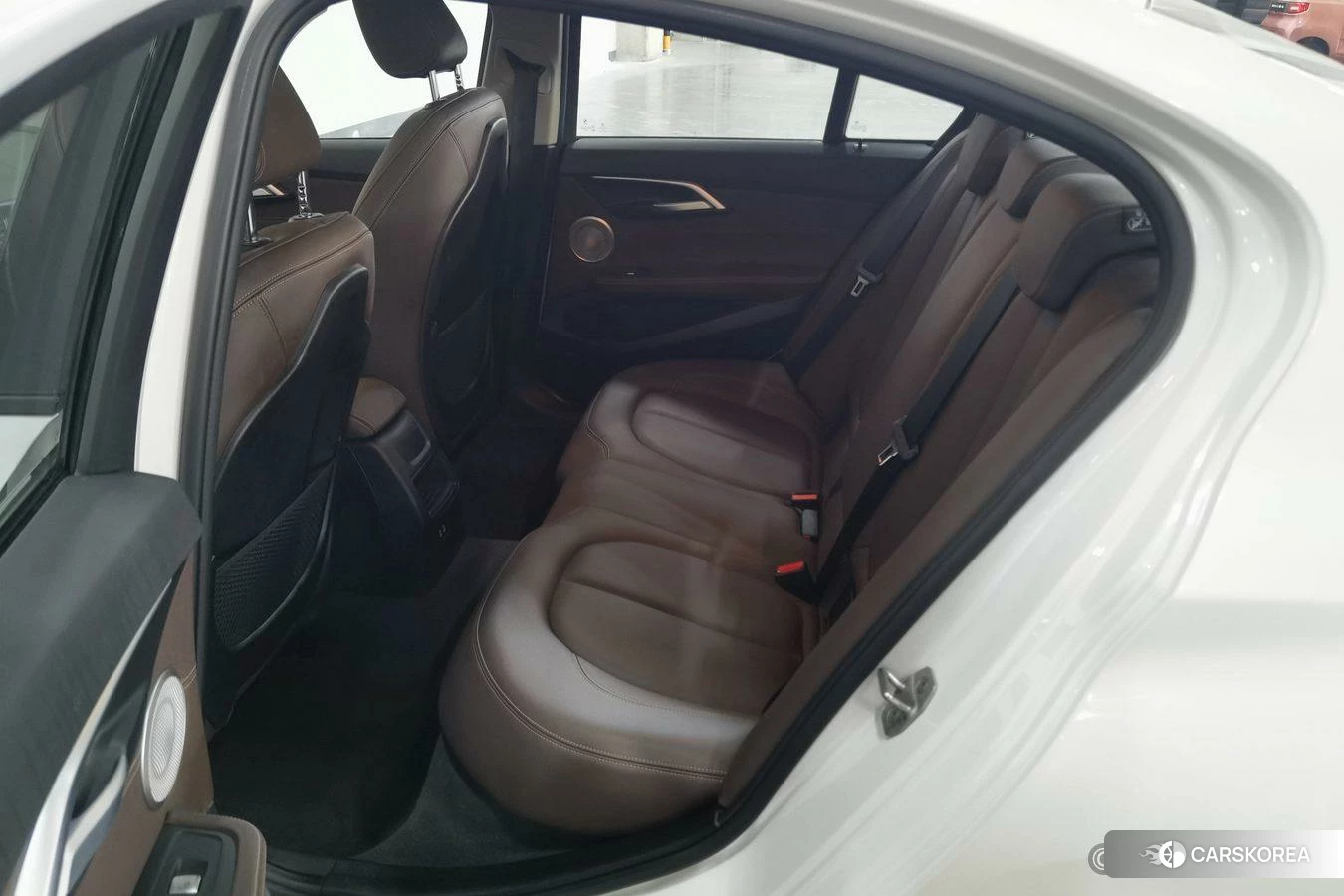 BMW 1 series id 4467432 из Китая 17
