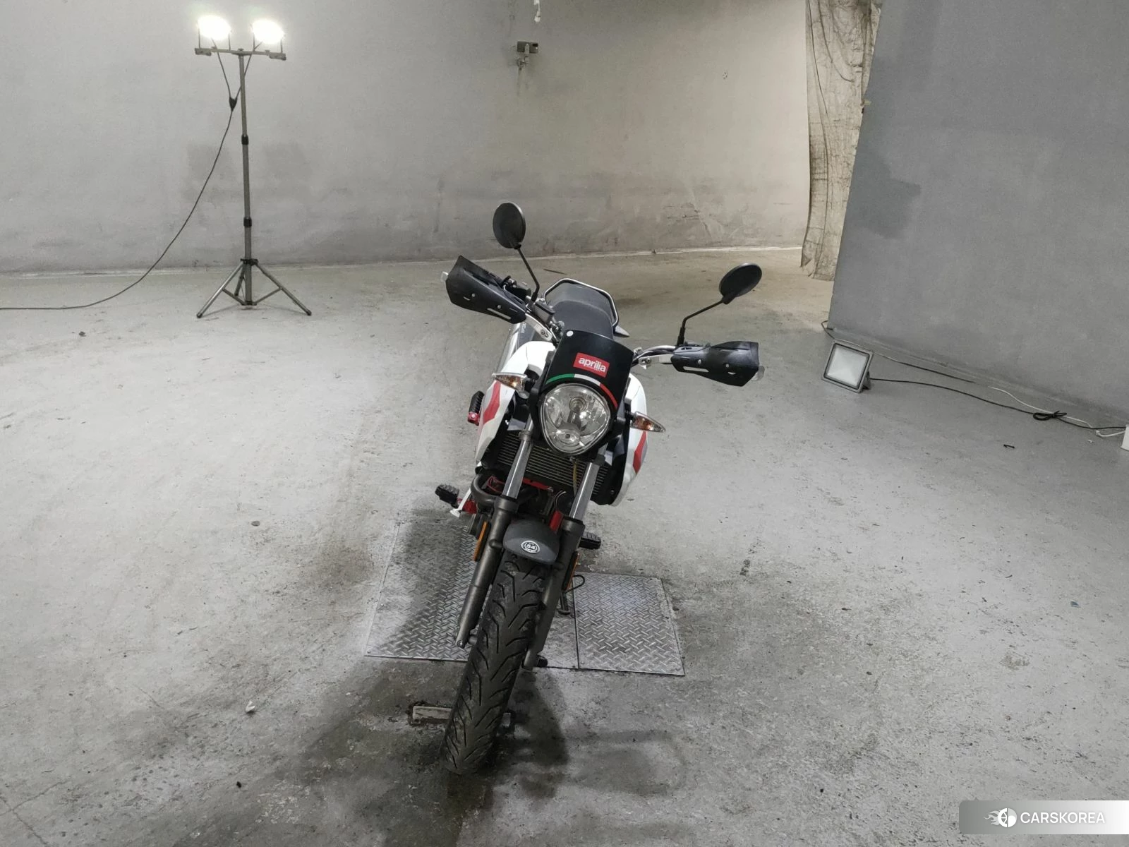 Aprilia STX125 CAFE 2016 из Японии, фото 4