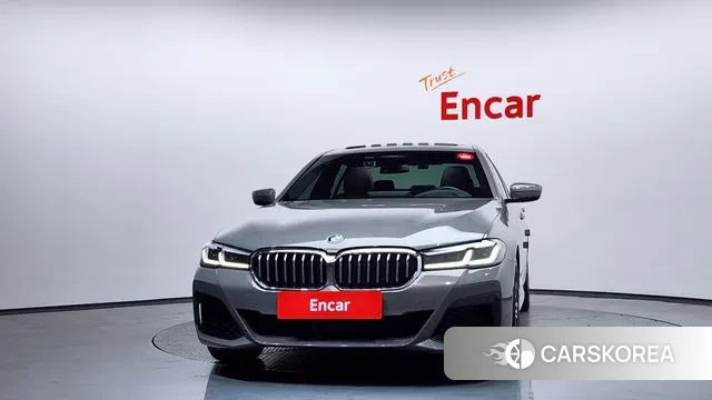 BMW 5 Series (G30) id 3488857 из Кореи 13