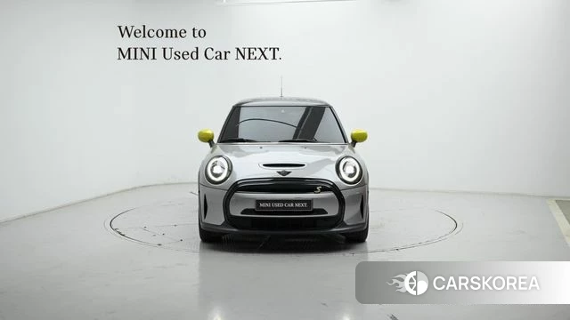 Mini Cooper Electric id 3903168 из Кореи 13