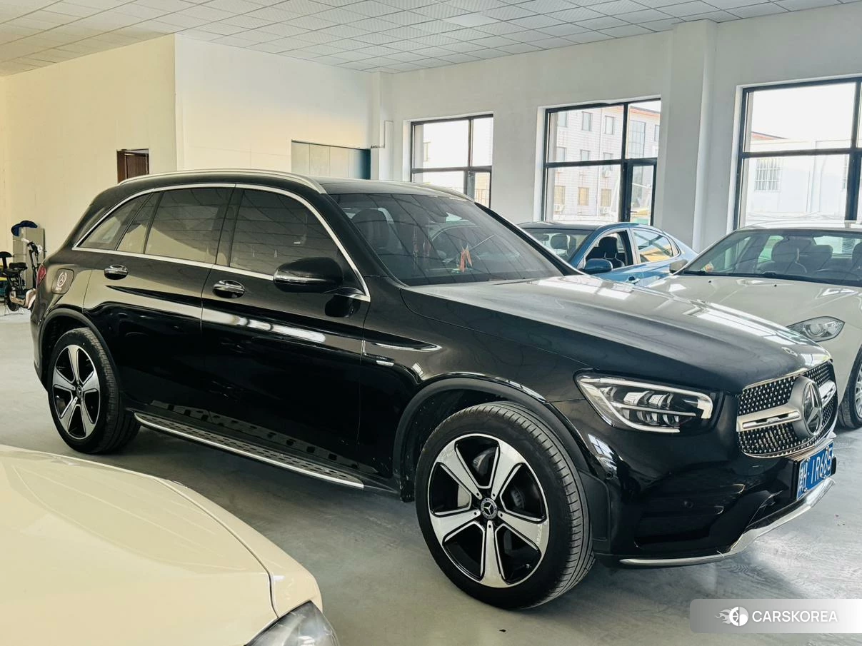 Mercedes-Benz GLC 2021 Черный из Китая, фото 3