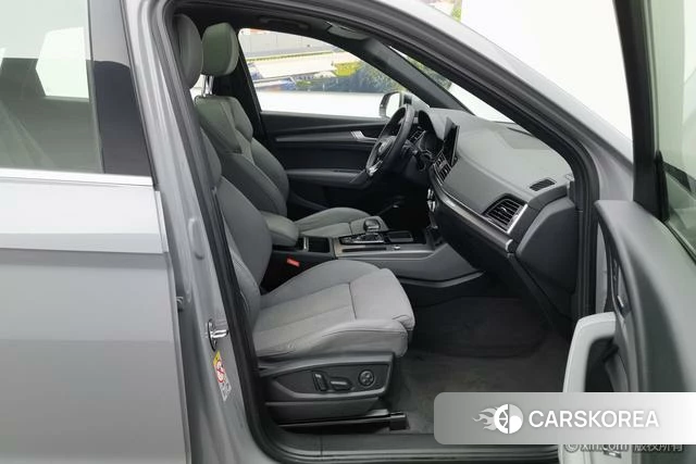 Audi Q5L Sportback id 4210702 из Китая 15