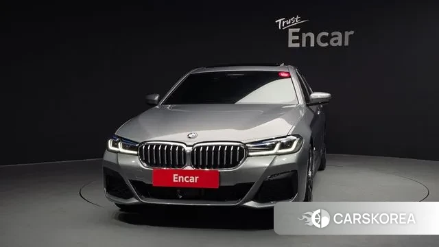 BMW 5 Series (G30) id 3770761 из Кореи 13