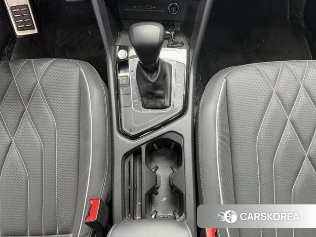 Volkswagen Tiguan L id 4255916 из Китая 16