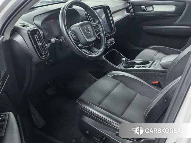 Volvo XC40 2019 Белый из Китая, фото 3
