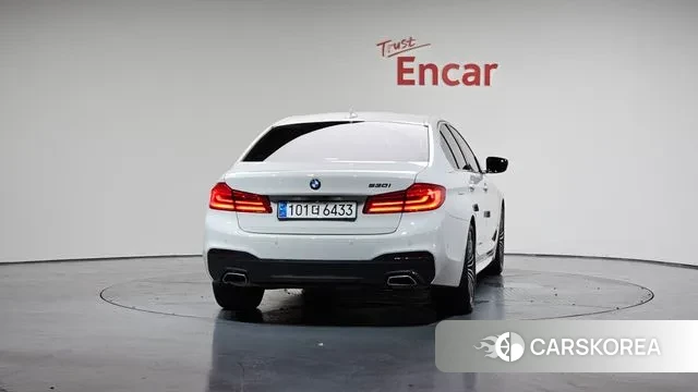 BMW 5 Series (G30) id 3033411 из Кореи 13