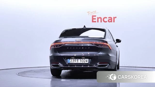 Hyundai The New Grandeur IG Hybrid id 4496343 из Кореи 23