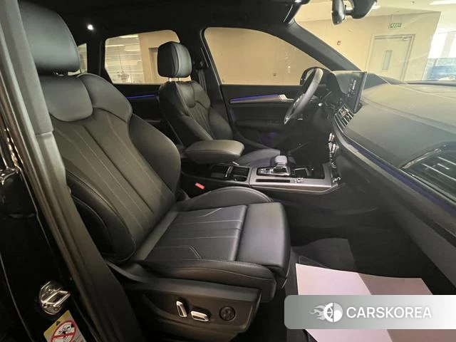 Audi Q5L id 4307676 из Китая 9