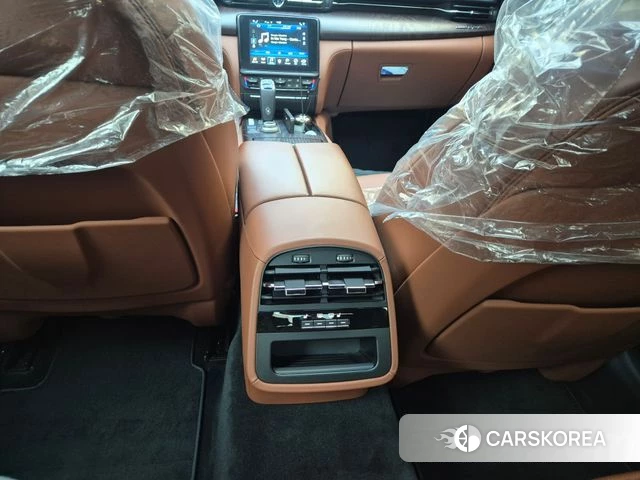 Maserati Quattroporte id 4595183 из Кореи 13