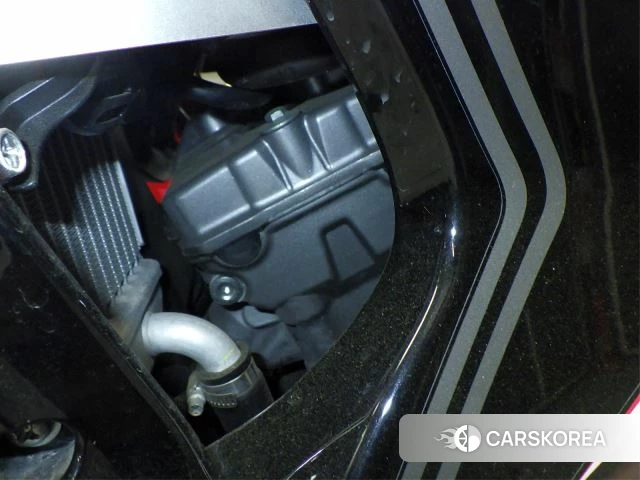 Engine photo