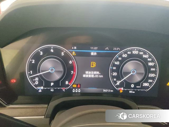 Volkswagen Touareg 2024 Темно-серый из Китая, фото 3