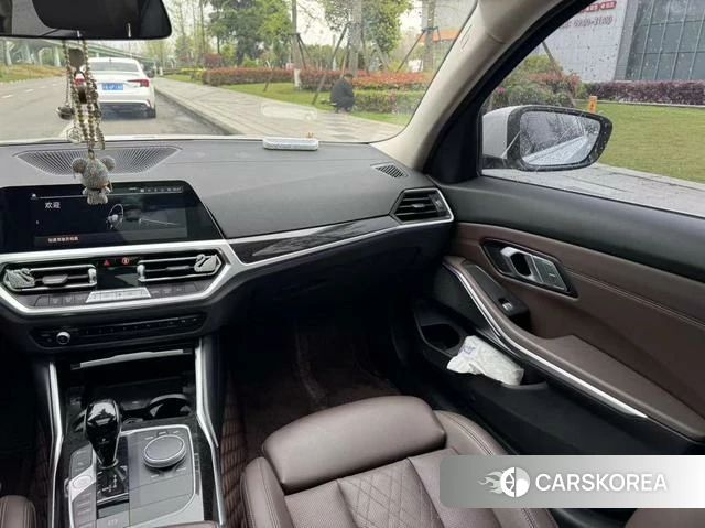 BMW 3 series 2022 Белый из Китая, фото 3