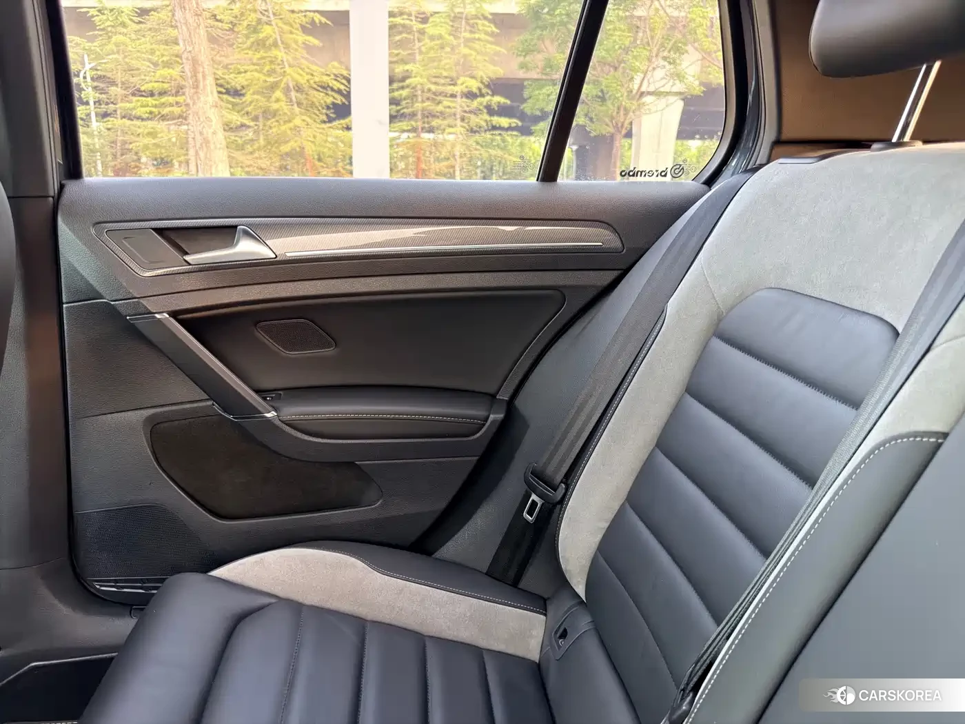 Volkswagen Golf id 4600741 из Китая 19