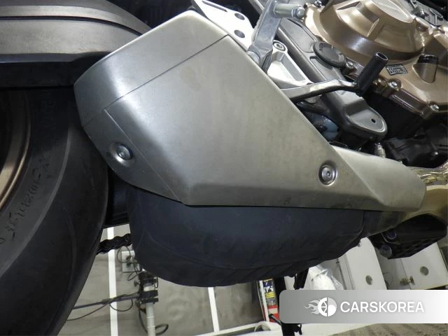 Проданный Honda CB650R id 3995125 из Японии, фото 17