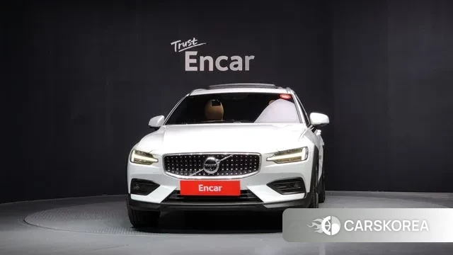 Volvo V60 Cross-Country 2nd Generation id 3444678 из Кореи 13