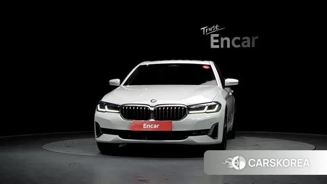 BMW 5 Series (G30) id 3587221 из Кореи 13