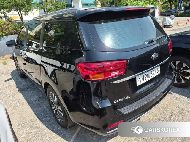 Kia The New Carnival id 4654763 из Кореи 8
