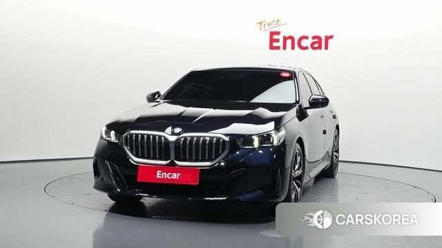 BMW 5 Series (G60) id 4381176 из Кореи 23