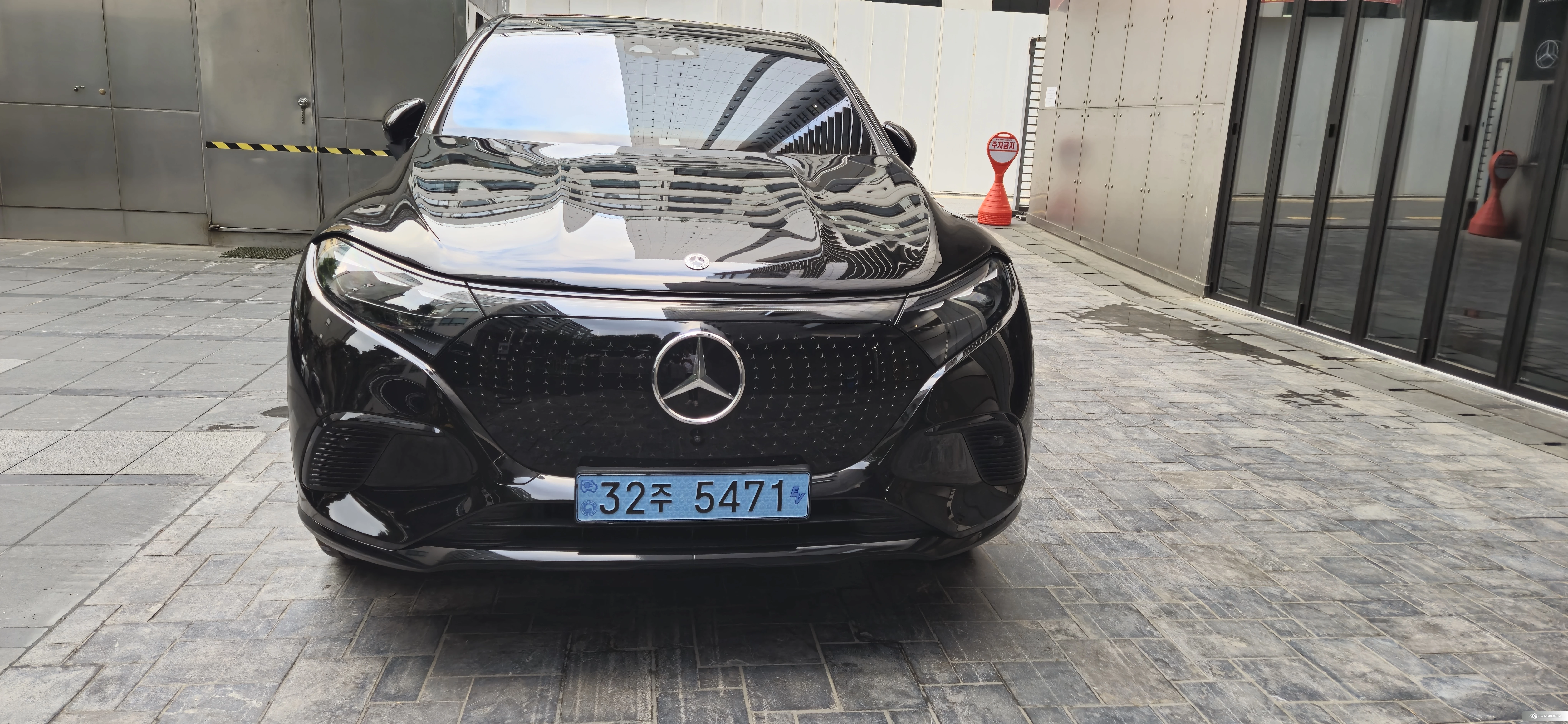 Mercedes-Benz EQS SUV X296 2023 Черный из Кореи, фото 4