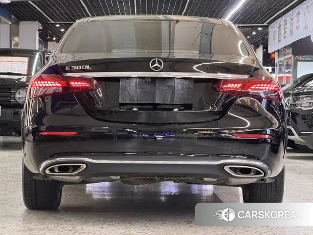 Mercedes-Benz E-class 2021 Черный из Китая, фото 4