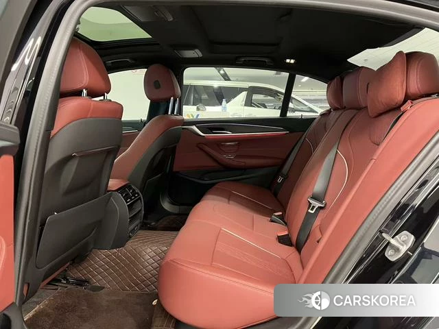 BMW 5 series PHEV id 4274661 из Китая 17