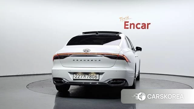 Hyundai The New Grandeur IG id 4517927 из Кореи 23