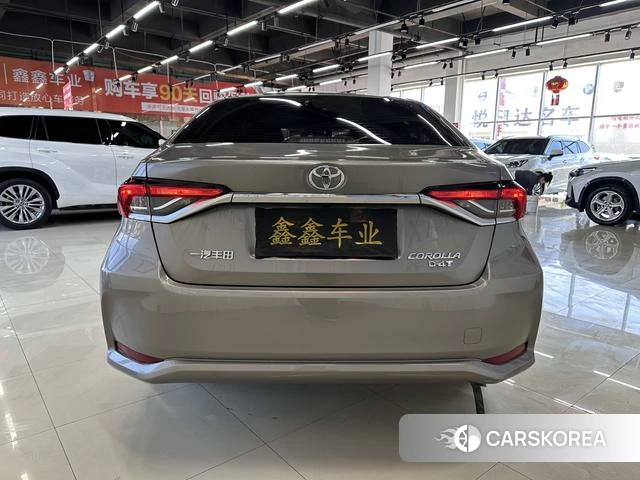 Toyota Corolla id 4276375 из Китая 10