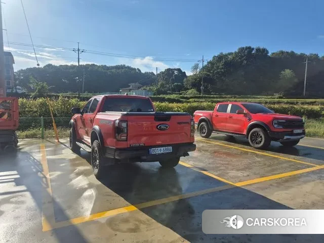 Ford Ranger 4th Generation 2024 Красный из Кореи, фото 3