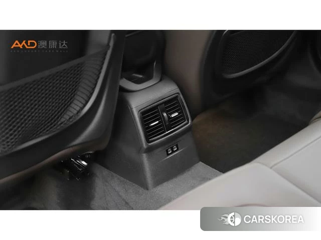 BMW X1 2022 Белый из Китая, фото 3