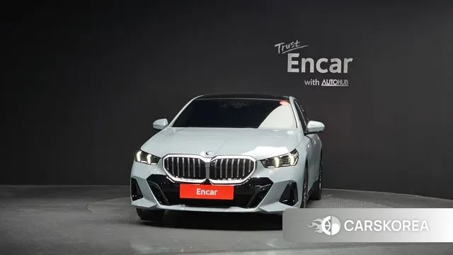 BMW 5 Series (G60) id 3565374 из Кореи 13