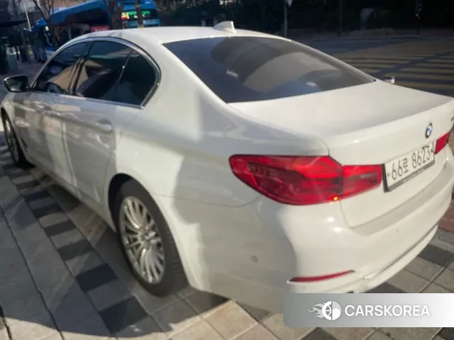 BMW 5 Series (G30) id 3757519 из Кореи 7