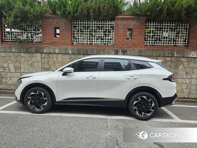 Kia Sportage 5th Generation 2023 Жемчужный цвет из Кореи, фото 3