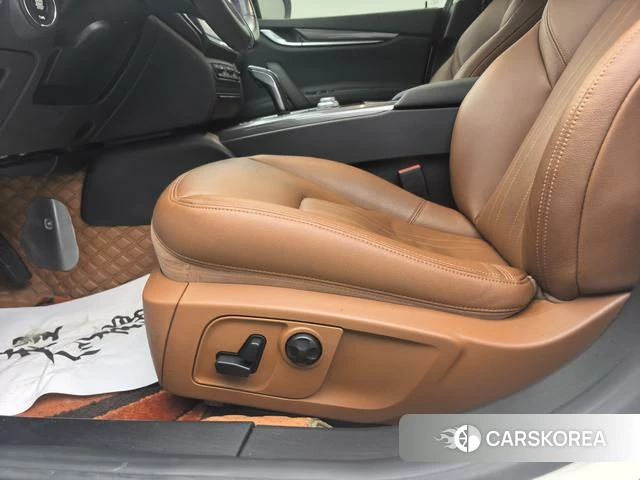 Maserati Ghibli id 4238065 из Китая 10