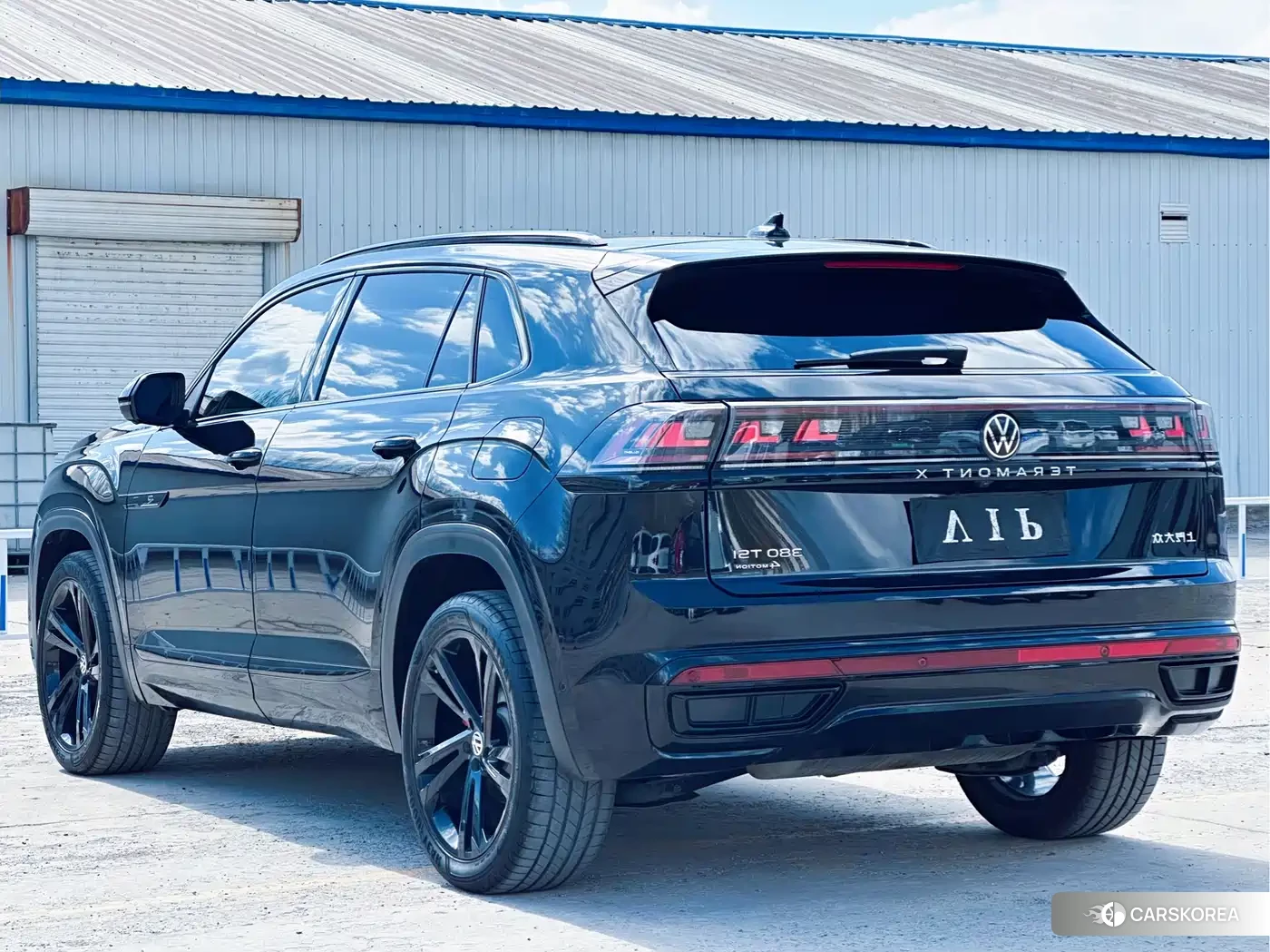 Volkswagen Teramont id 4553644 из Китая 16