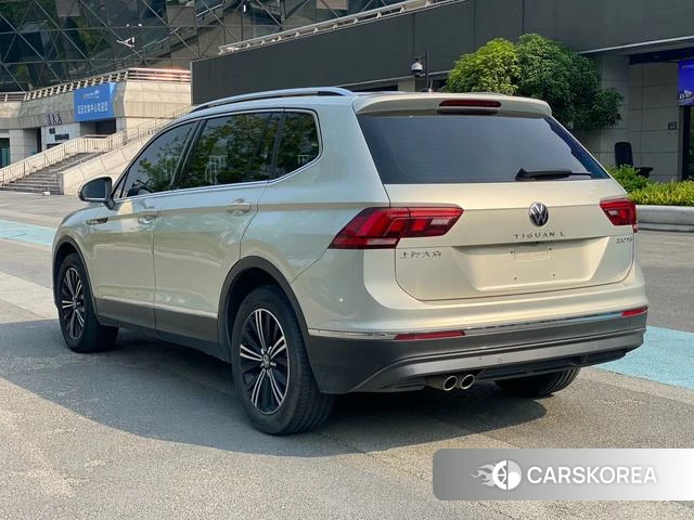 Volkswagen Tiguan L 2021 Шампань из Китая, фото 3
